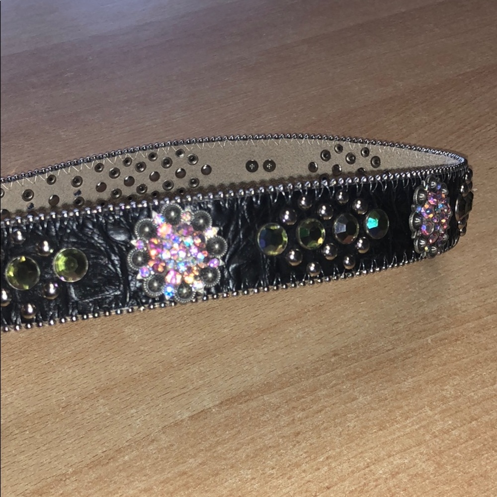 Gorgeous Belt ! - Picture 2 of 2